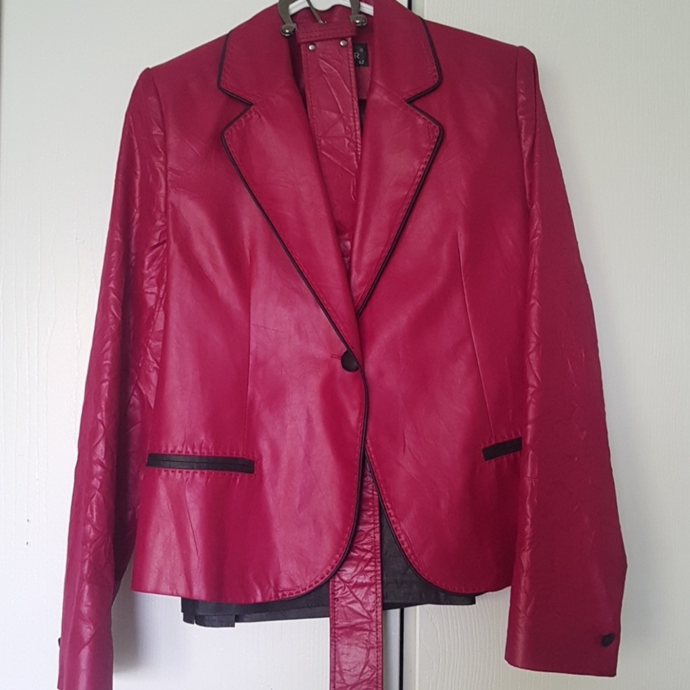 Two pieces Jacket and a Skirt